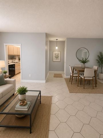 301 N Pine Island Road 220, Plantation, FL 33324