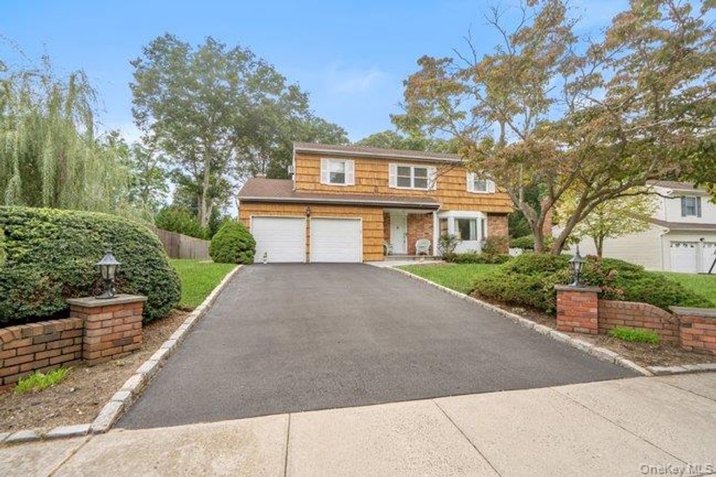 14 Format Lane, Smithtown, NY 11787 — exterior