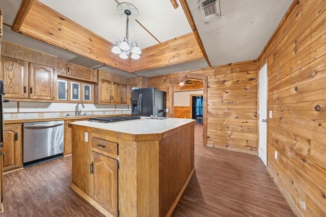 700 Harrel Avenue, Bynum, TX 76631