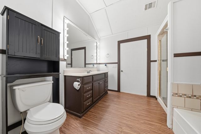 700 Harrel Avenue, Bynum, TX 76631