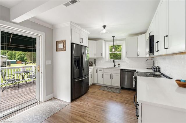 196 Lineback Road, Mount Airy, NC 27030