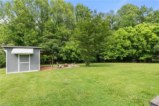 196 Lineback Road, Mount Airy, NC 27030