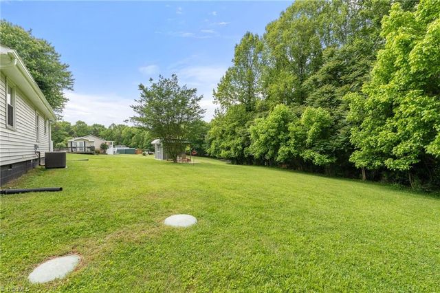 196 Lineback Road, Mount Airy, NC 27030