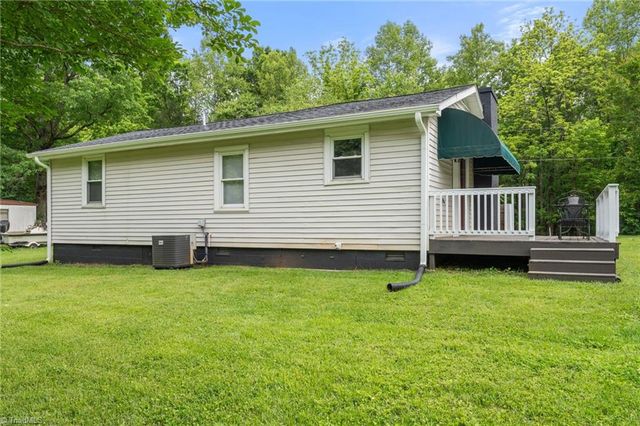 196 Lineback Road, Mount Airy, NC 27030