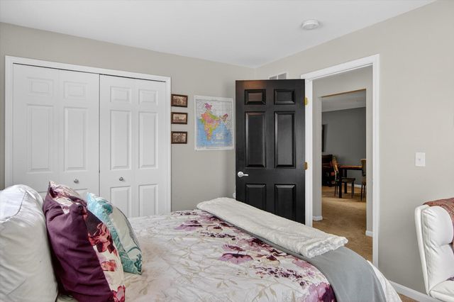 291 Victoria Drive, Dexter, MI 48130