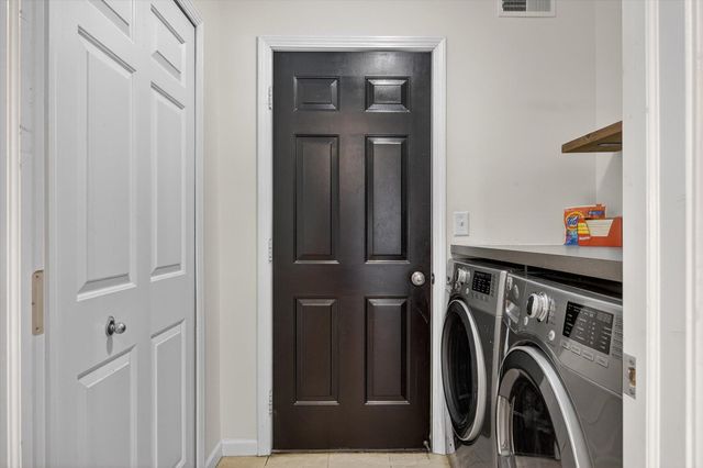 291 Victoria Drive, Dexter, MI 48130