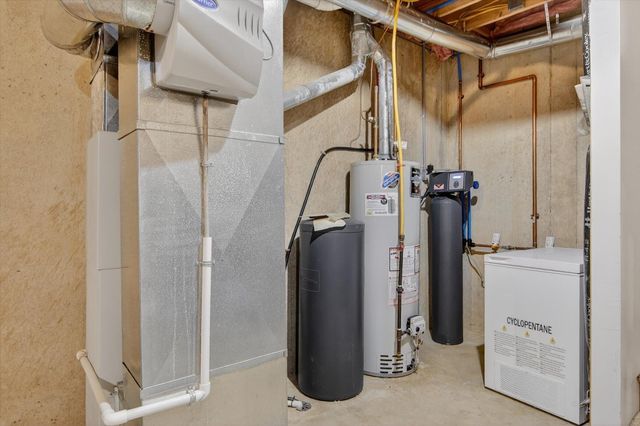 291 Victoria Drive, Dexter, MI 48130