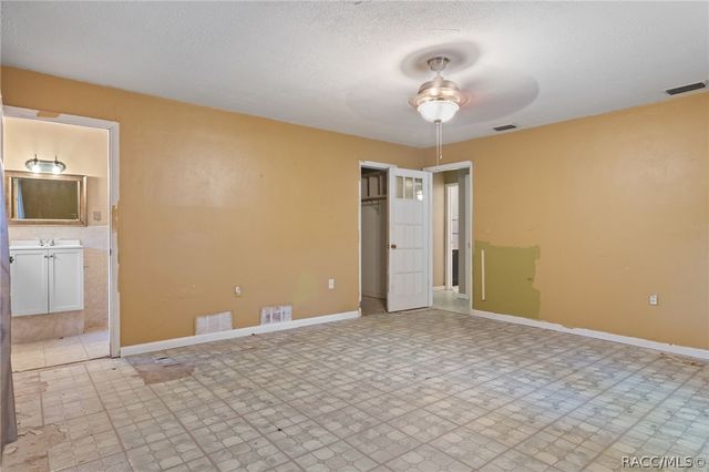 45 S Barbour Street, Beverly Hills, FL 34465