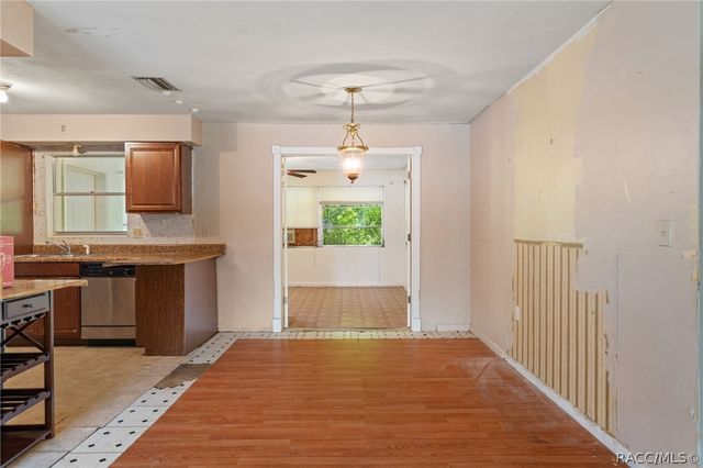 45 S Barbour Street, Beverly Hills, FL 34465