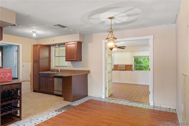 45 S Barbour Street, Beverly Hills, FL 34465