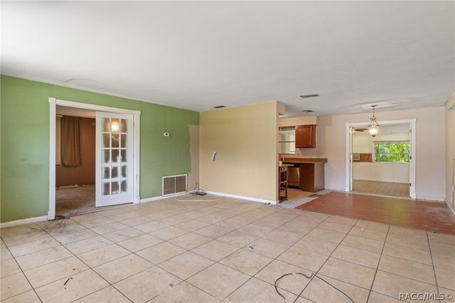 45 S Barbour Street, Beverly Hills, FL 34465