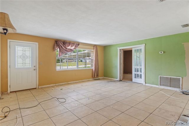 45 S Barbour Street, Beverly Hills, FL 34465