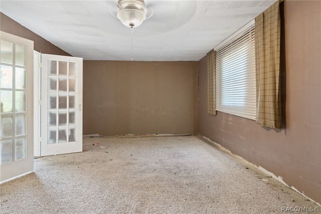 45 S Barbour Street, Beverly Hills, FL 34465
