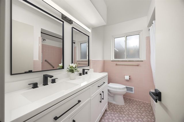 11095 Martin Road, Warren, MI 48093