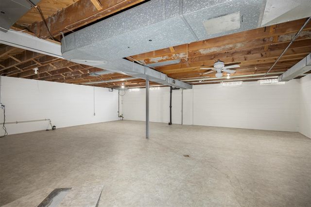 11095 Martin Road, Warren, MI 48093