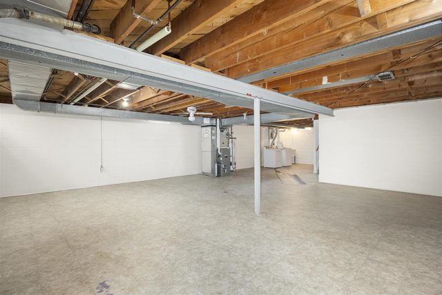 11095 Martin Road, Warren, MI 48093