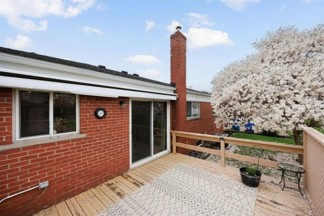 11095 Martin Road, Warren, MI 48093