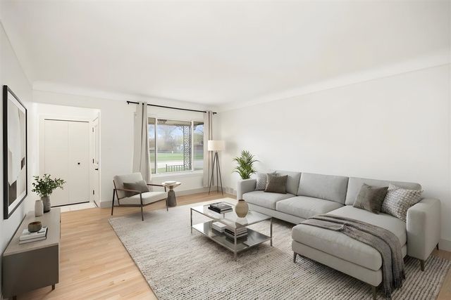 11095 Martin Road, Warren, MI 48093