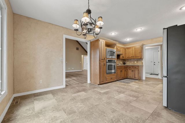 4706 S Connor Avenue, Springfield, MO 65804