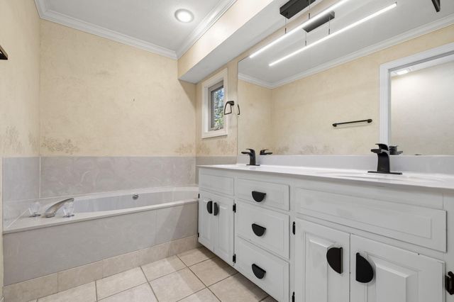 4706 S Connor Avenue, Springfield, MO 65804