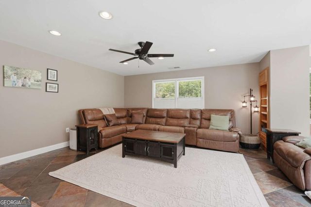 270 Ridgeway Road, Dahlonega, GA 30533