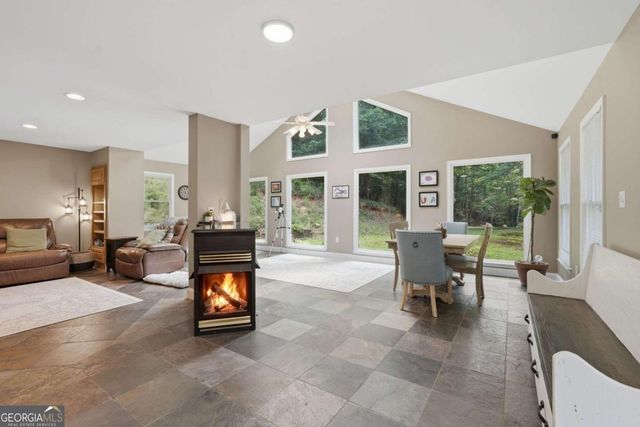 270 Ridgeway Road, Dahlonega, GA 30533