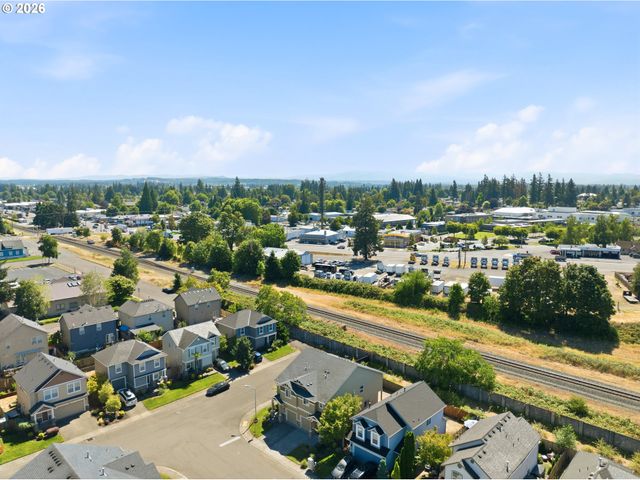 815 Nw 1ST Ave, Canby, OR 97013