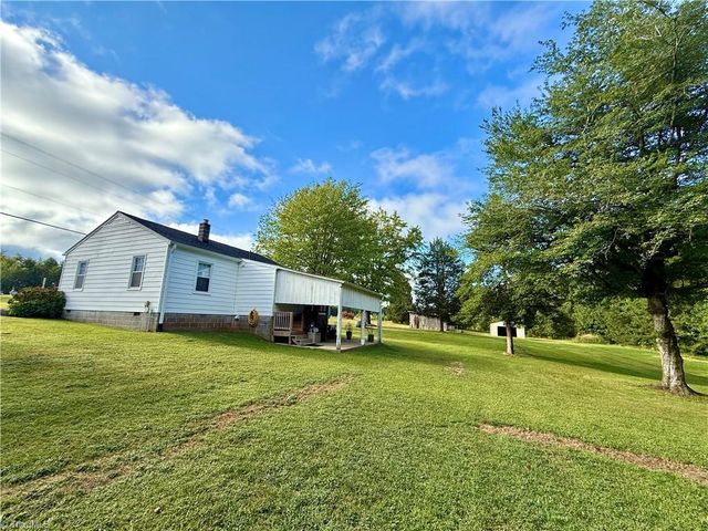 4221 NC Highway 135, Stoneville, NC 27048