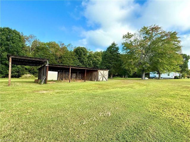 4221 NC Highway 135, Stoneville, NC 27048