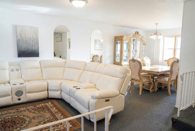 34 Wedgewood Road, Matteson, IL 60443