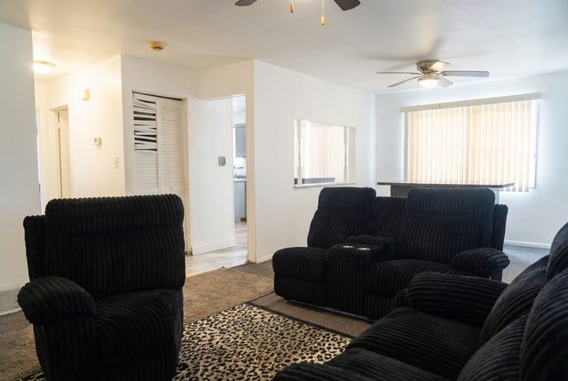 34 Wedgewood Road, Matteson, IL 60443