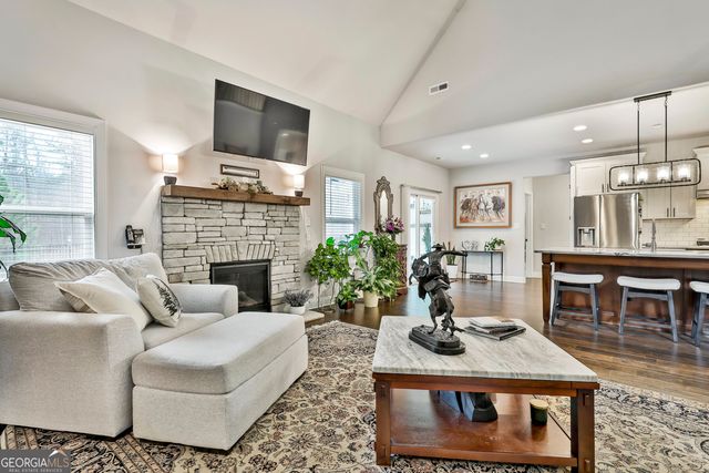 345 Southridge, Senoia, GA 30276