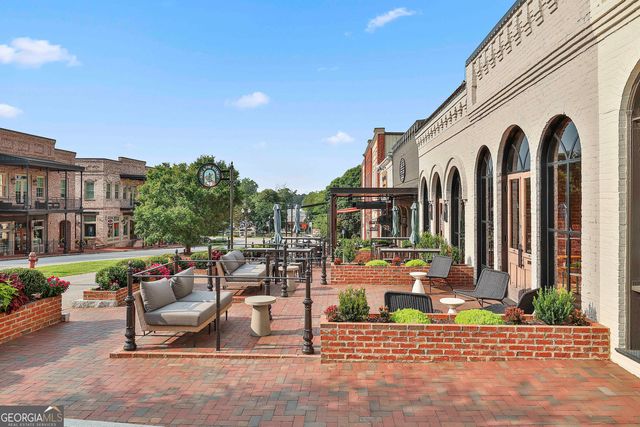 345 Southridge, Senoia, GA 30276