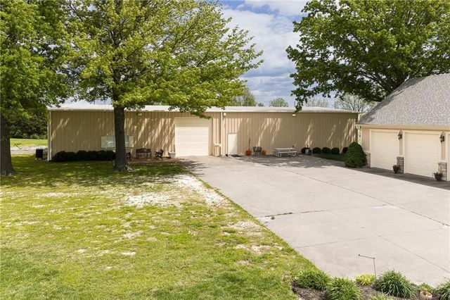 2217 N 99th Street, Kansas City, KS 66109