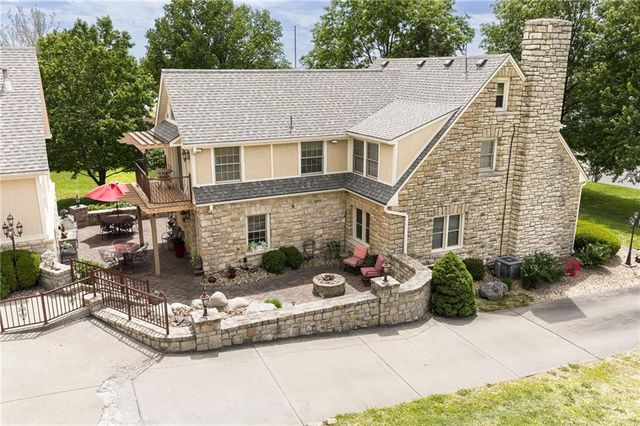2217 N 99th Street, Kansas City, KS 66109