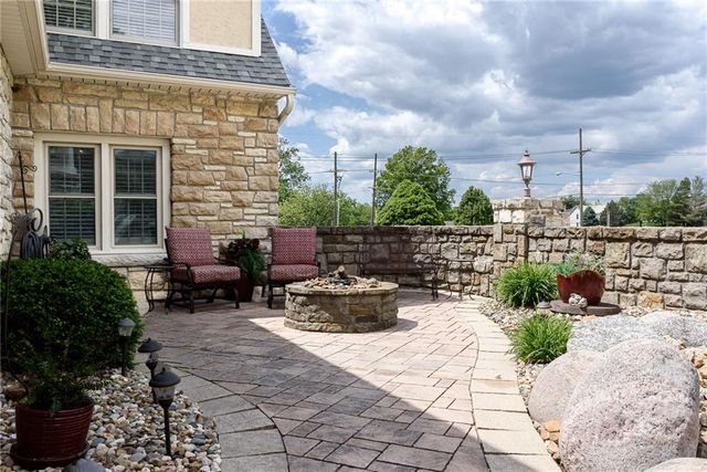 2217 N 99th Street, Kansas City, KS 66109