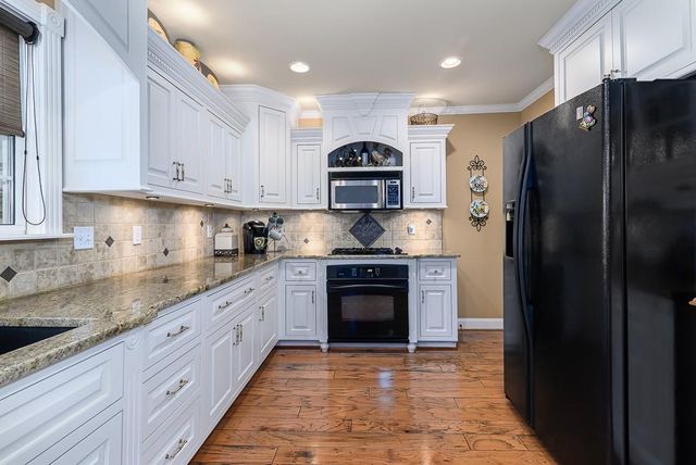 2217 N 99th Street, Kansas City, KS 66109