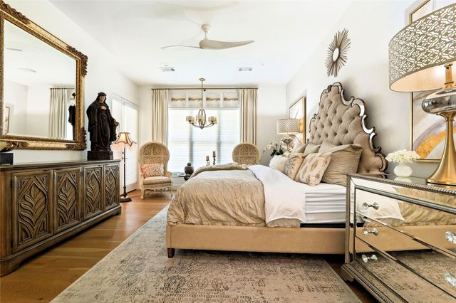 104 Smugglers CV, Horseshoe Bay, TX 78657