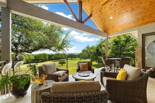 104 Smugglers CV, Horseshoe Bay, TX 78657