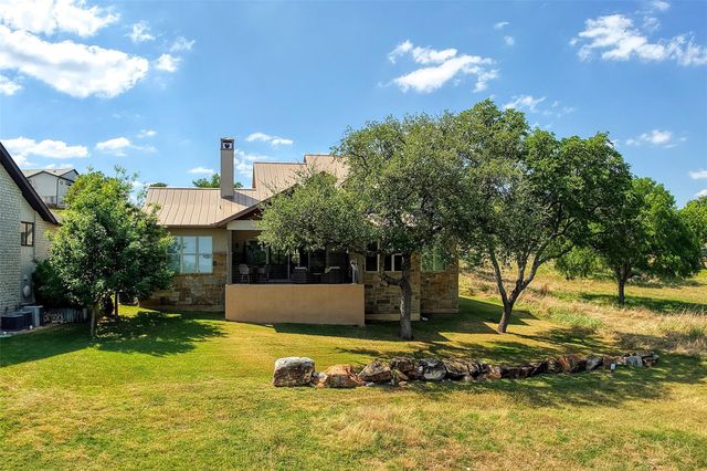 104 Smugglers CV, Horseshoe Bay, TX 78657