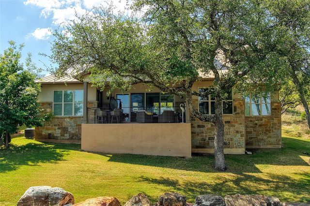 104 Smugglers CV, Horseshoe Bay, TX 78657