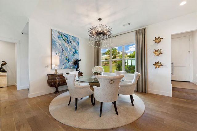 104 Smugglers CV, Horseshoe Bay, TX 78657