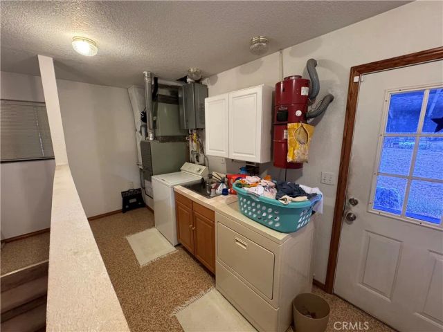 35648 Mountain View Road, Hinkley, CA 92347