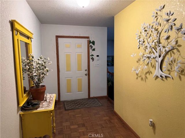 35648 Mountain View Road, Hinkley, CA 92347