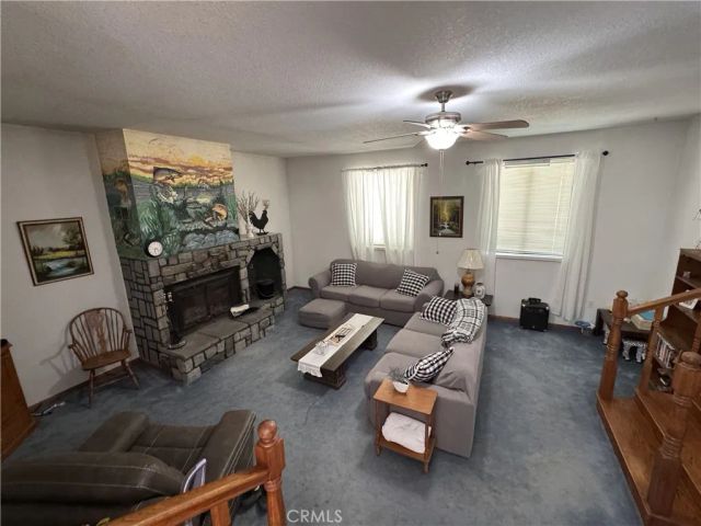 35648 Mountain View Road, Hinkley, CA 92347