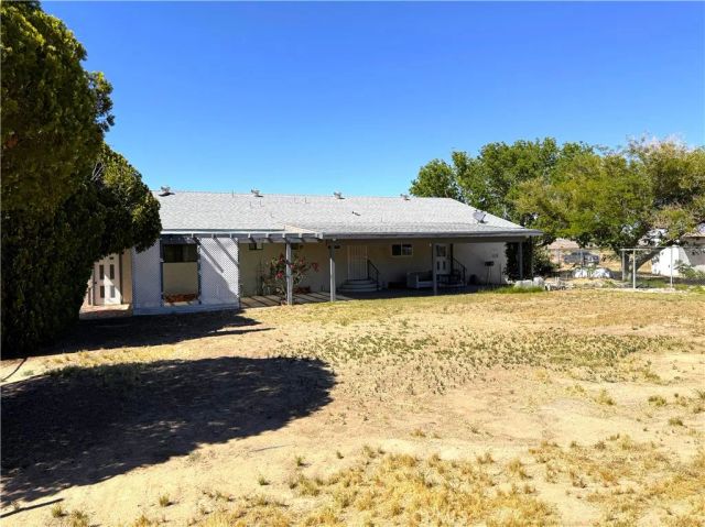 35648 Mountain View Road, Hinkley, CA 92347
