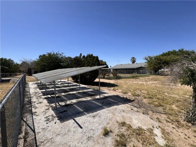 35648 Mountain View Road, Hinkley, CA 92347