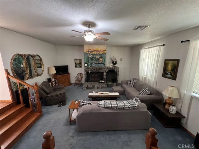 35648 Mountain View Road, Hinkley, CA 92347
