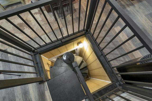 11 E Dunbarton Road, Goffstown, NH 03045