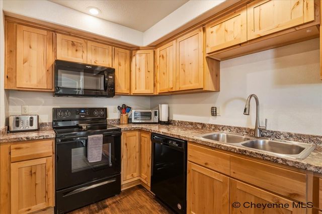 6509 PAINTED ROCK TR, Cheyenne, WY 82001